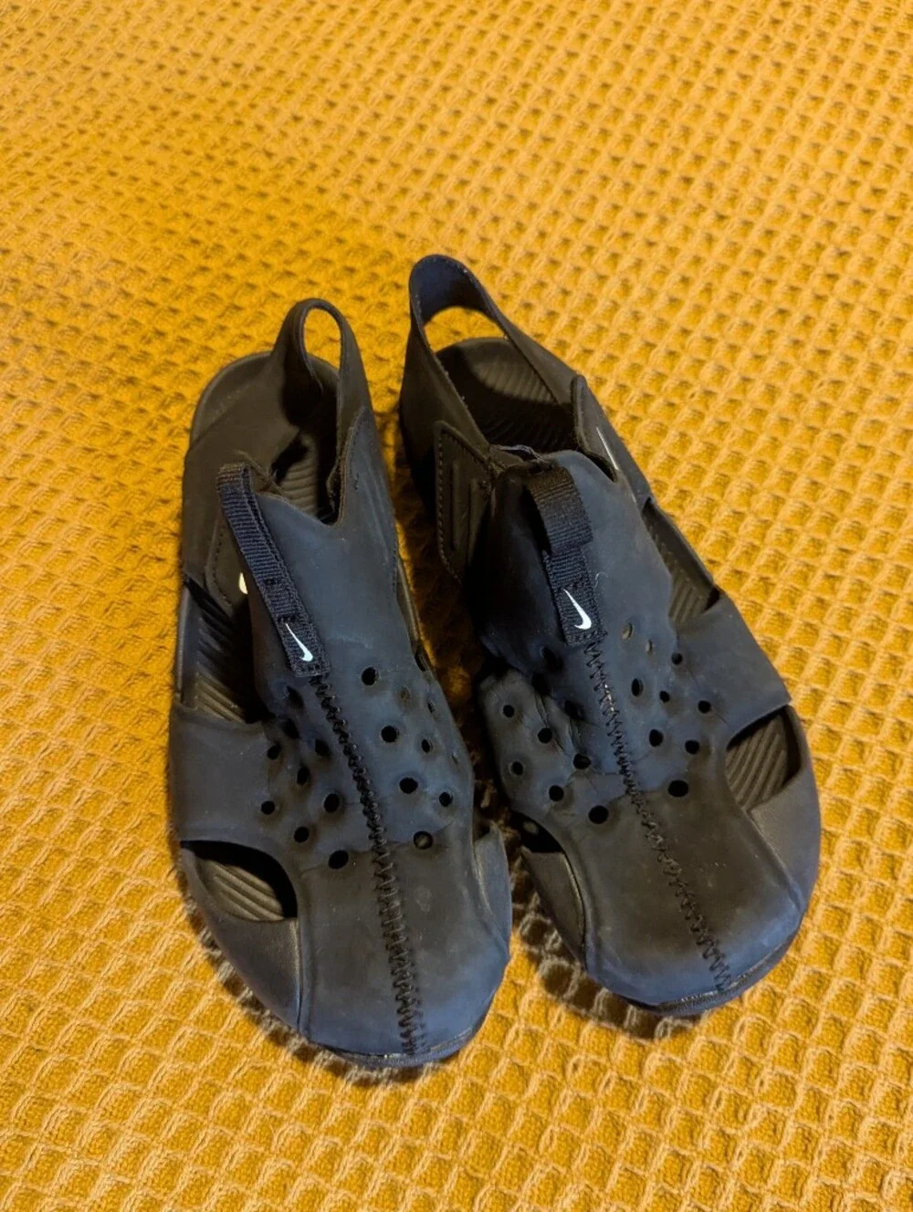 Nike Black Kid's Sport Slide Sandals with Perforated Upper, 3y